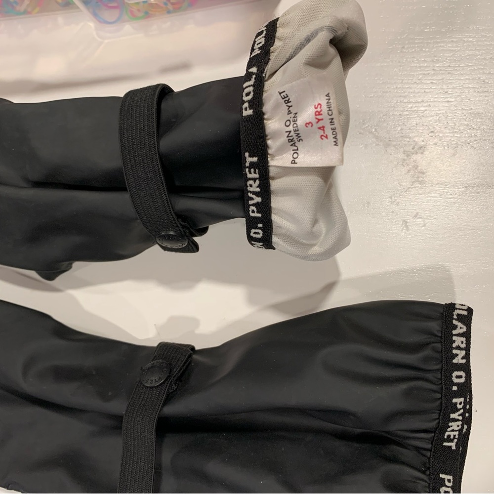 Rain mittens, black, size 3/2-4 years
